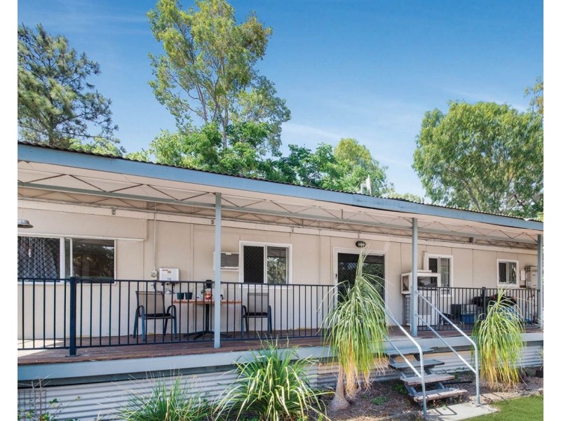 33 Whiting Court, Cungulla QLD 4816