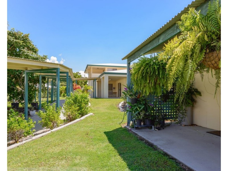 40/8 Wicks Street, New Auckland QLD 4680