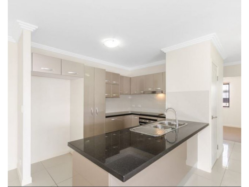 45/319 Angus Smith Drive, Douglas QLD 4814
