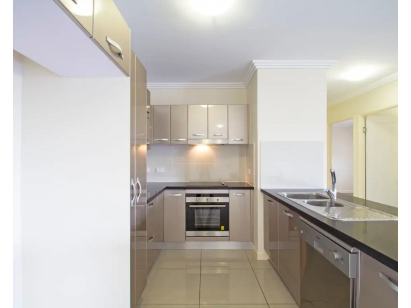 45/319 Angus Smith Drive, Douglas QLD 4814