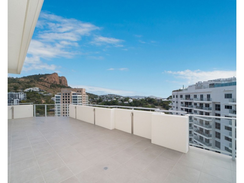 55 151 STURT STREET, Townsville City QLD 4810