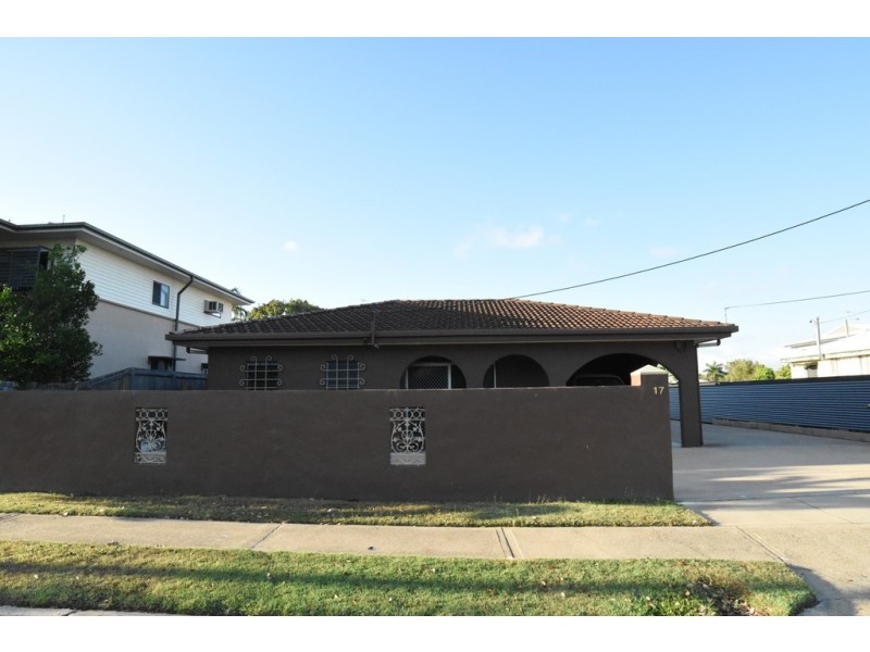 2/17 Crauford Street, West End QLD 4810