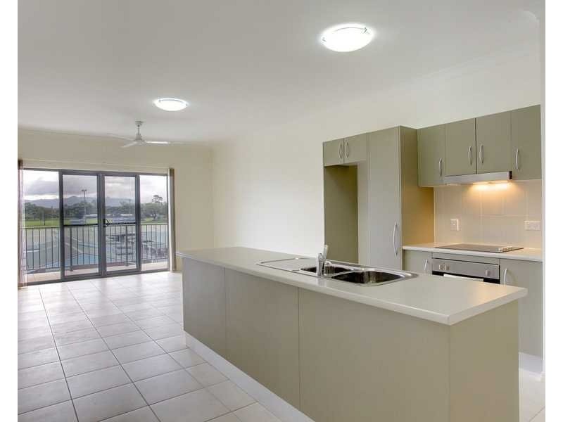 Unit 18 13 ALBERT STREET, Cranbrook QLD 4814