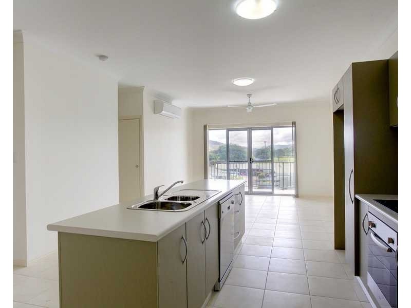 Unit 18 13 ALBERT STREET, Cranbrook QLD 4814
