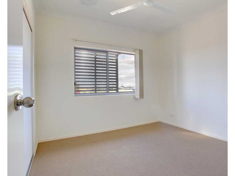 Unit 18 13 ALBERT STREET, Cranbrook QLD 4814