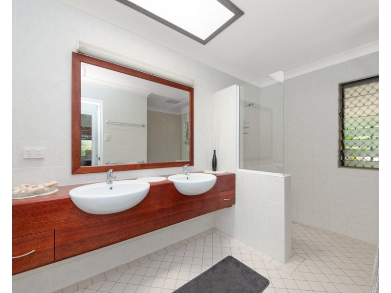 12 THUNDERBOLT DRIVE, Oak Valley QLD 4811