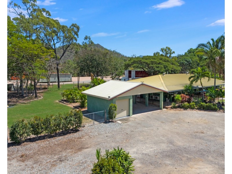 12 THUNDERBOLT DRIVE, Oak Valley QLD 4811