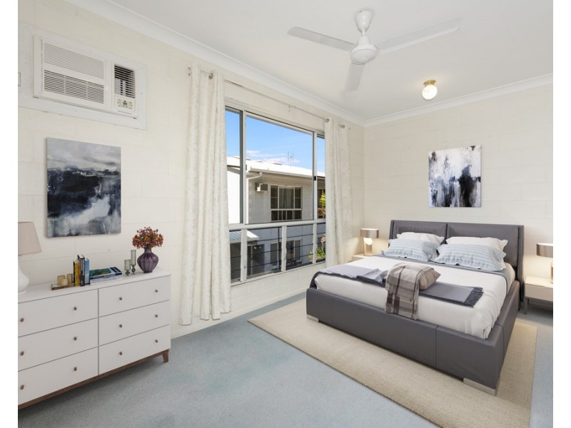 1 / 34 PARK LANE, Hyde Park QLD 4812