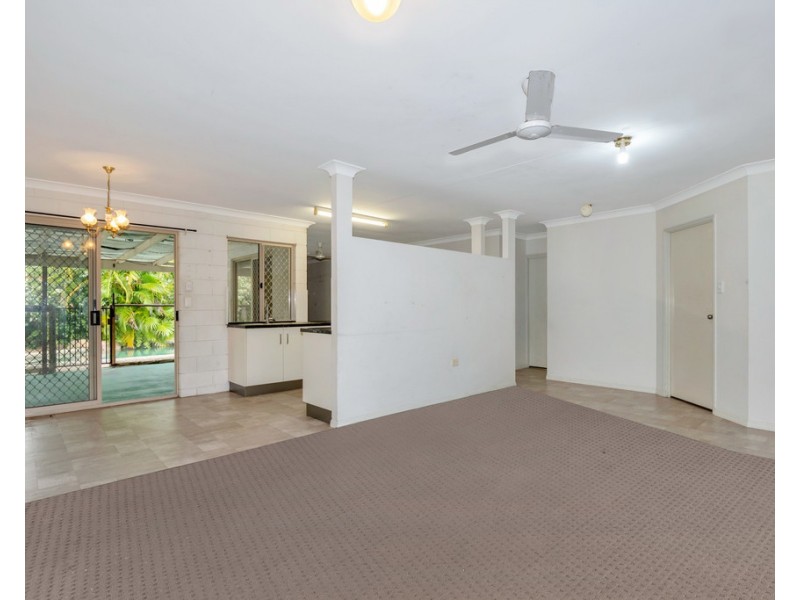 2 SENTOSA COURT, Kelso QLD 4815