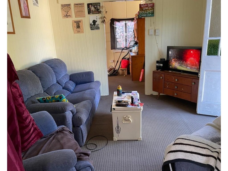 9 GOWRIE STREET, Mundingburra QLD 4812