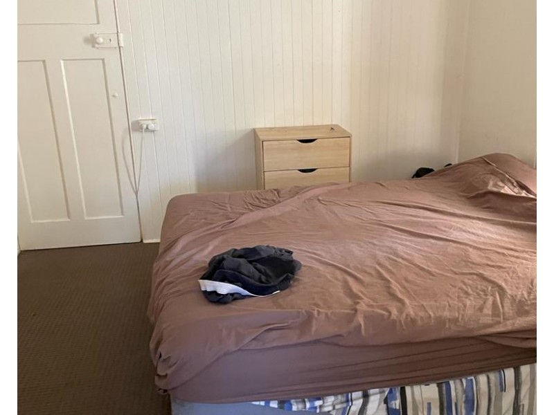 9 GOWRIE STREET, Mundingburra QLD 4812