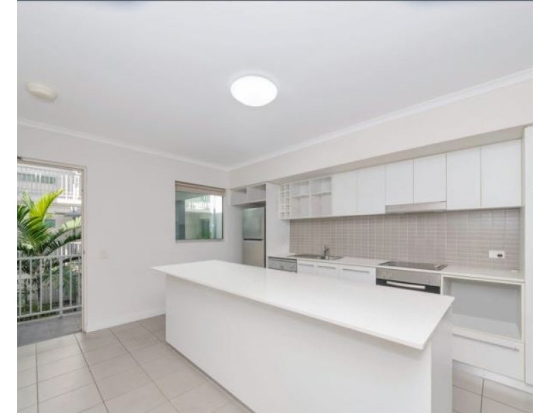 25/38 MOREHEAD STREET, South Townsville QLD 4810