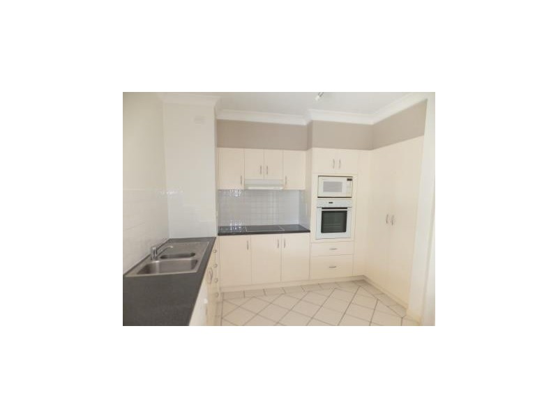 4C/3-7 The Strand, North Ward QLD 4810
