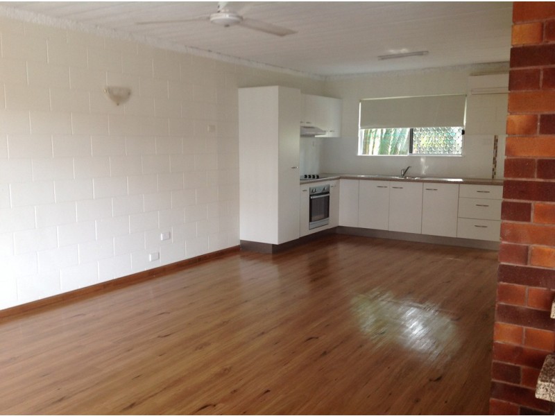 3/5 Windsor Street, Hermit Park QLD 4812