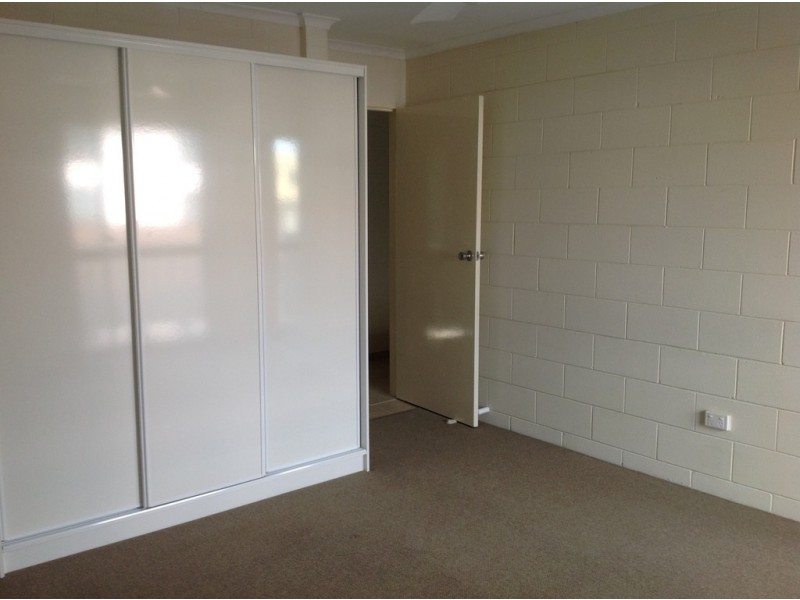 3/5 Windsor Street, Hermit Park QLD 4812