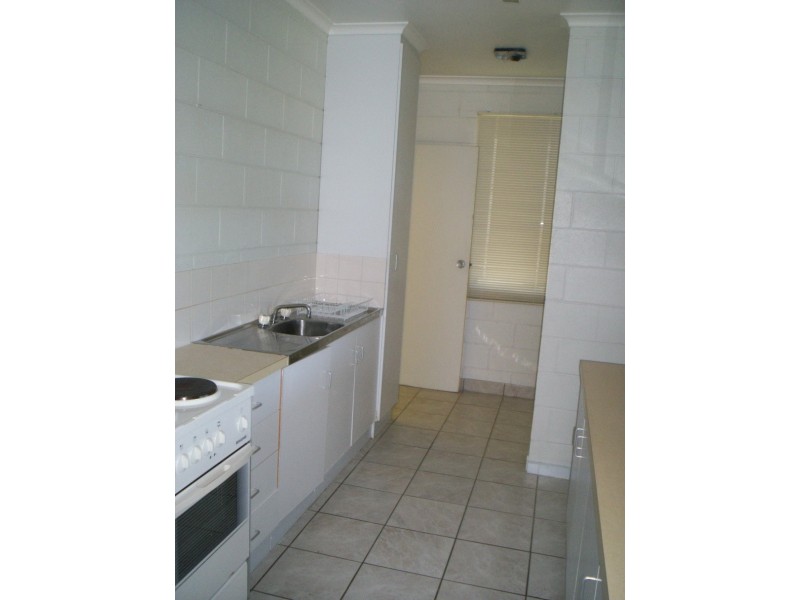 4/91 The Strand, North Ward QLD 4810