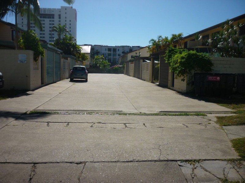 8/85 Eyre Street, North Ward QLD 4810