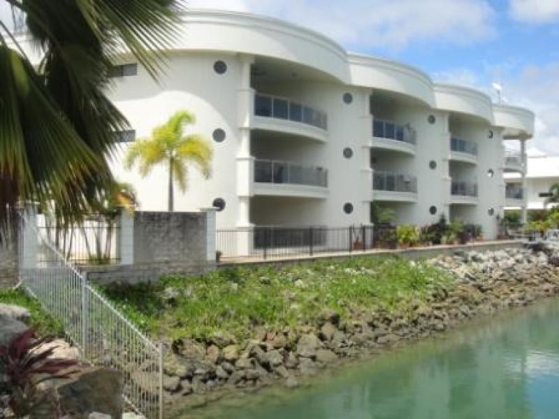 Unit 1/18-30 Sir Leslie Thiess Drive, Townsville City QLD 4810