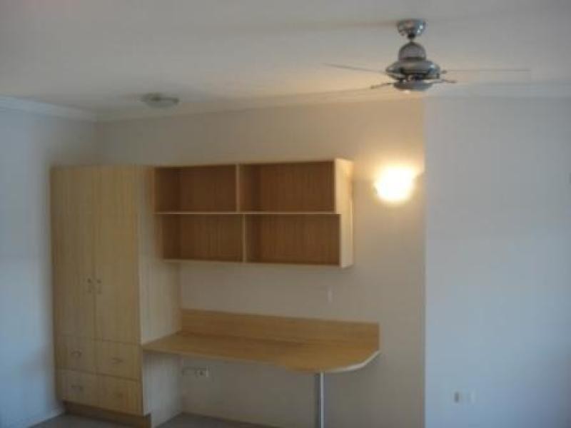 Unit 1/18-30 Sir Leslie Thiess Drive, Townsville City QLD 4810