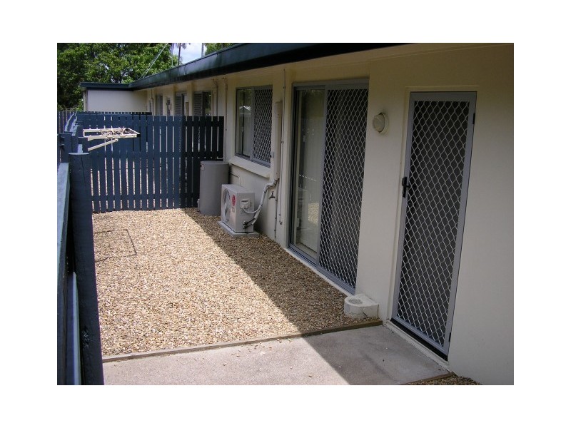 1/54 Percy Street, West End QLD 4810