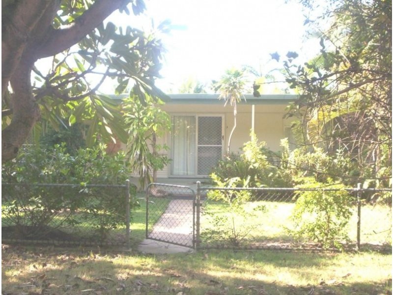 1/2 Burke Street, North Ward QLD 4810