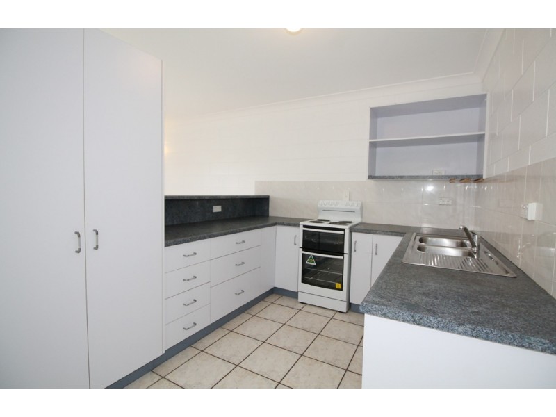 2/12 Eden Street, Belgian Gardens QLD 4810