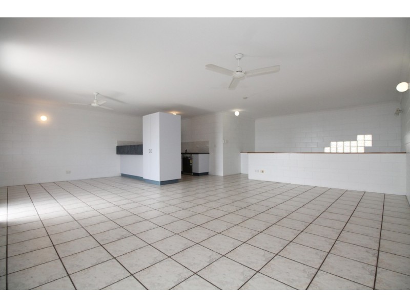 2/12 Eden Street, Belgian Gardens QLD 4810