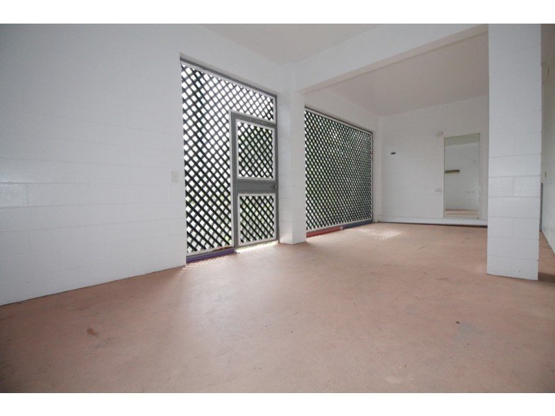 2/12 Eden Street, Belgian Gardens QLD 4810