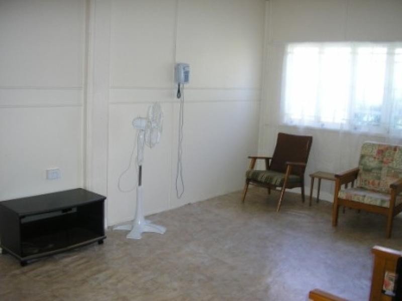 2/81 Eyre Street, North Ward QLD 4810