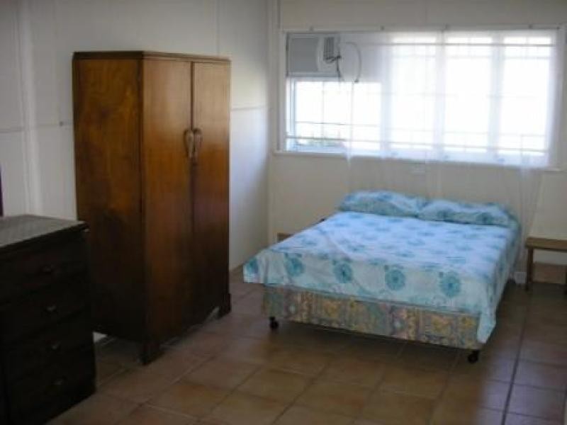 2/81 Eyre Street, North Ward QLD 4810