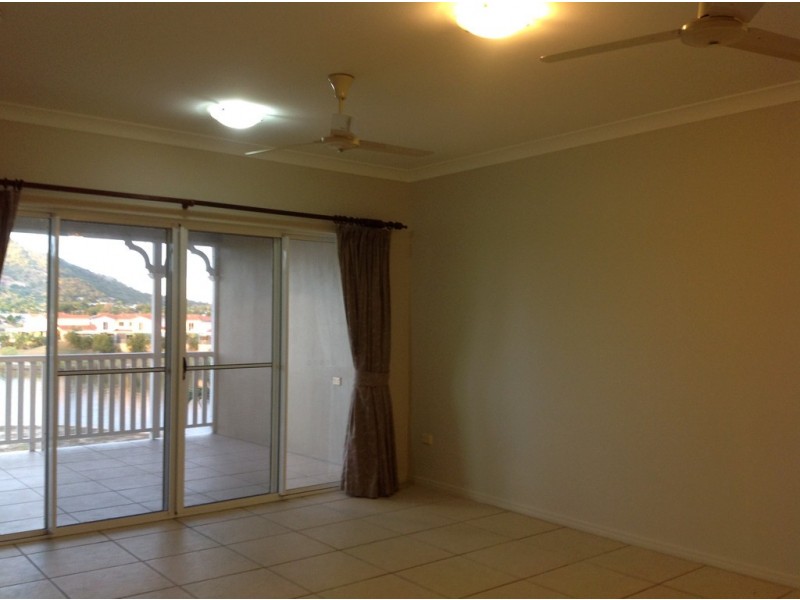 Unit 18/12-14 Martinez Avenue, Townsville City QLD 4810
