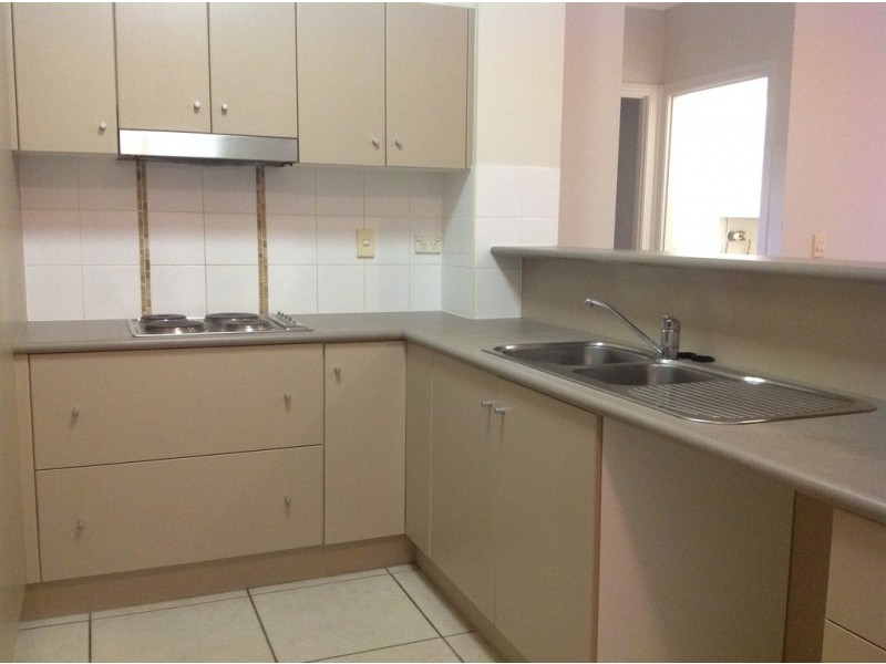Unit 18/12-14 Martinez Avenue, Townsville City QLD 4810