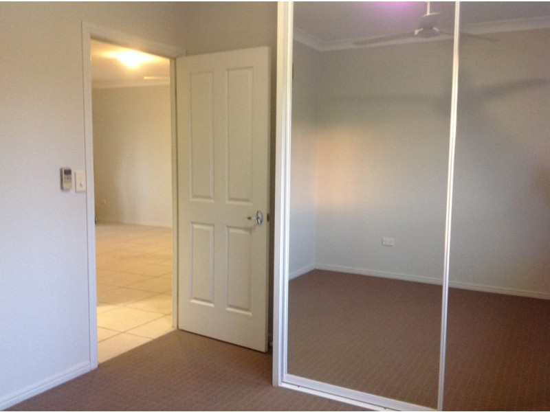 Unit 18/12-14 Martinez Avenue, Townsville City QLD 4810