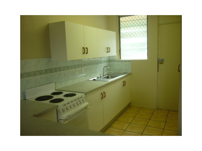 1/20 Willmett Street, North Ward QLD 4810