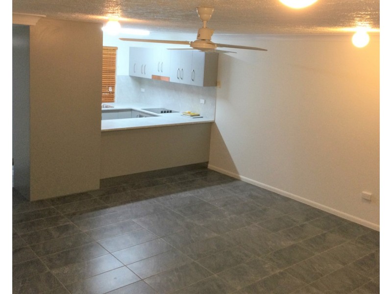 2/3-5 Norris Street, Hermit Park QLD 4812