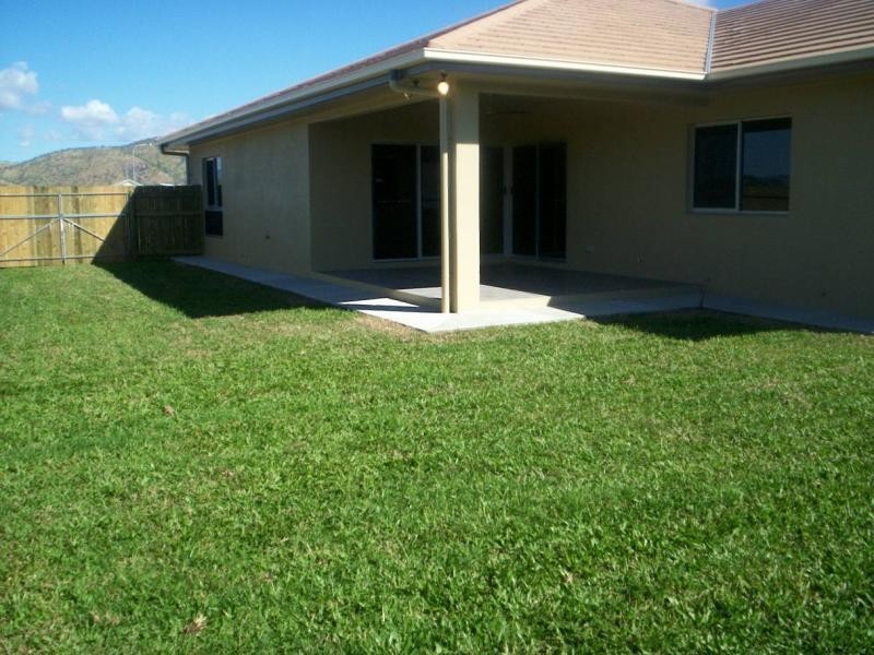 19 Fernbank Court, Fairfield Waters, Idalia QLD 4811