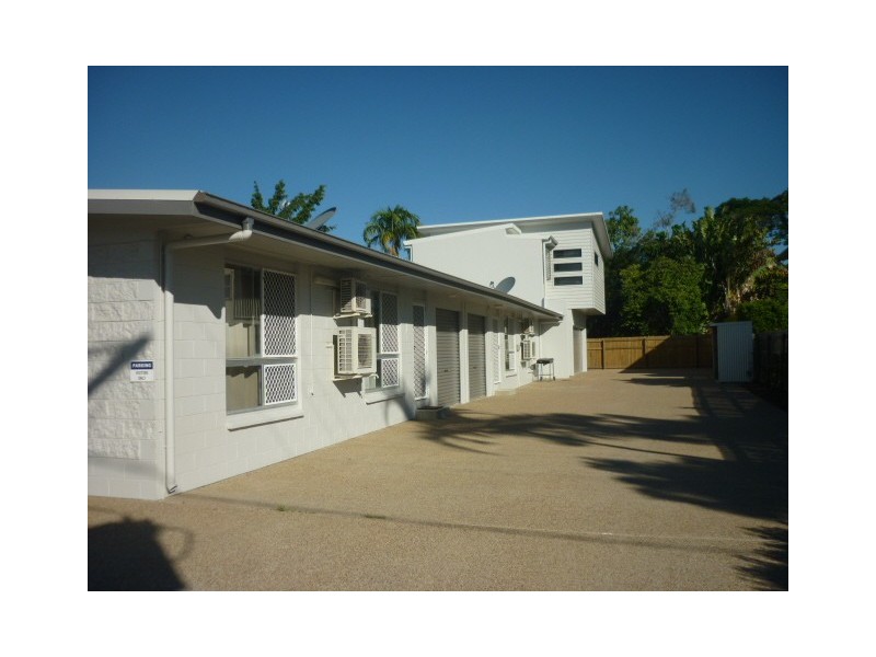 1/36 Brooks Street, Railway Estate QLD 4810