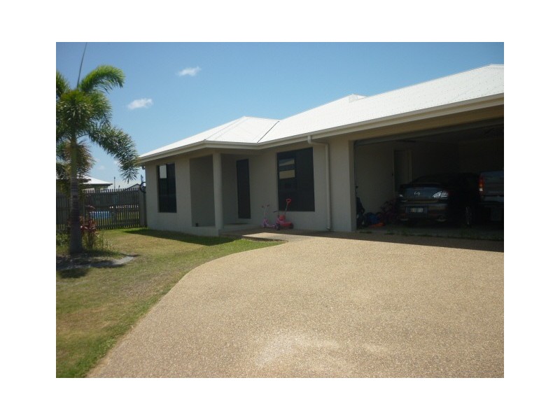 7 Meridian Court, Burdell QLD 4818