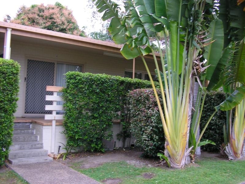 2/43 Lindsay Street, Rosslea QLD 4812