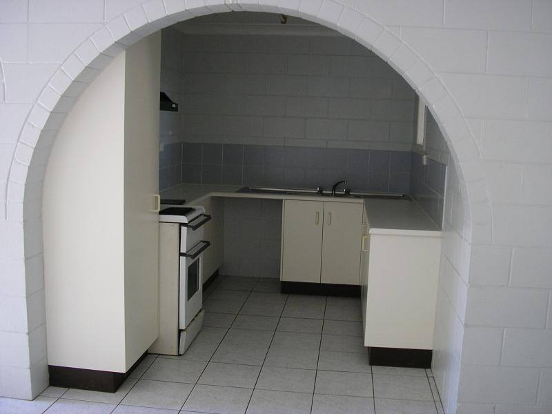 1/83 Eyre Street, North Ward QLD 4810