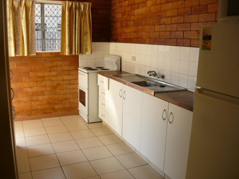 Unit 4/151 Mitchell Street, North Ward QLD 4810