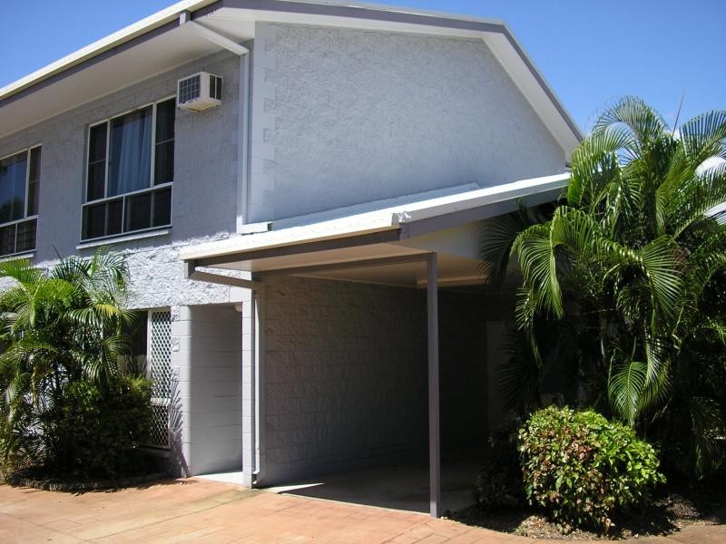 Unit 1/34 Park Lane, Hyde Park QLD 4812