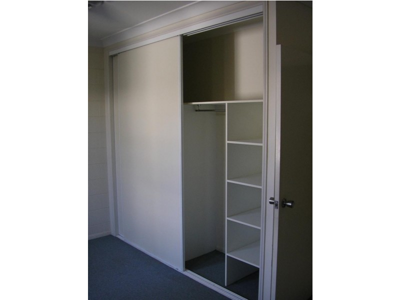 Unit 1/34 Park Lane, Hyde Park QLD 4812