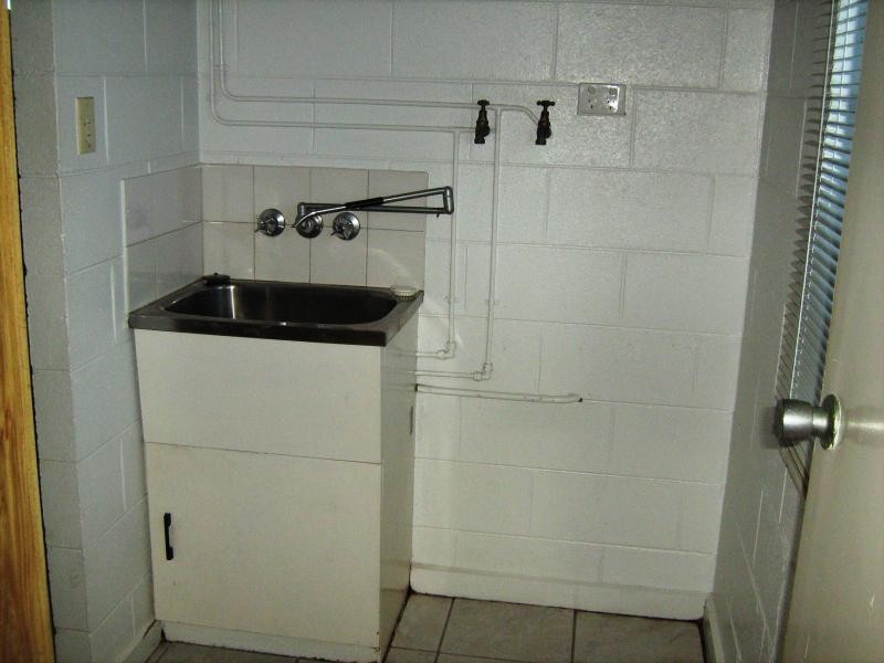 Unit 1/91 The Strand, North Ward QLD 4810
