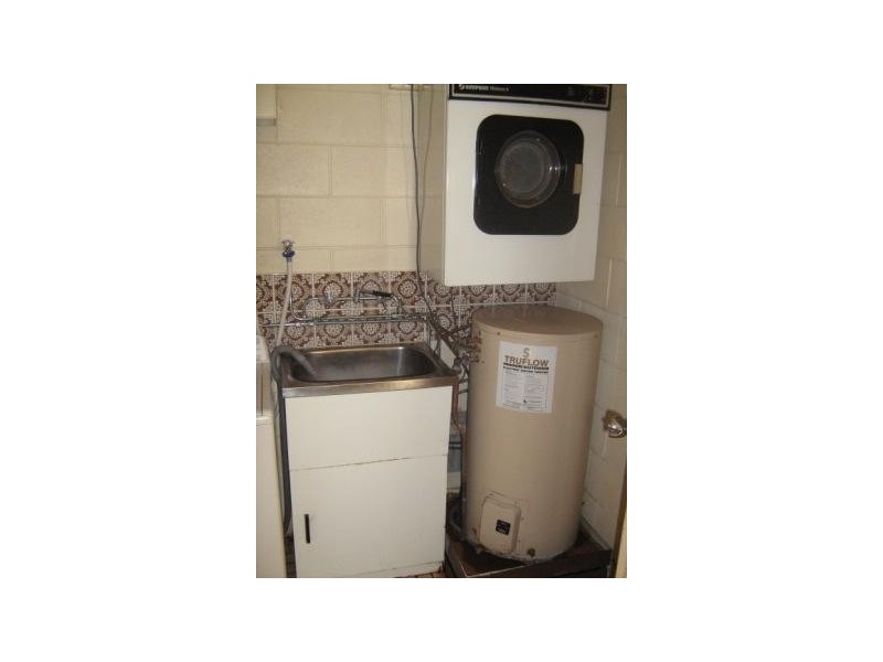 3/5 Windsor Street, Hermit Park QLD 4812