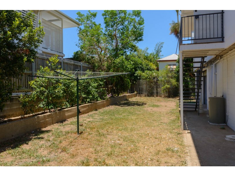 3 Mary Street, West End QLD 4810