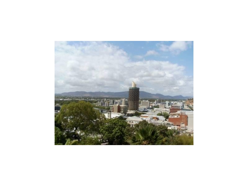 4/20 Willmett Street, North Ward QLD 4810