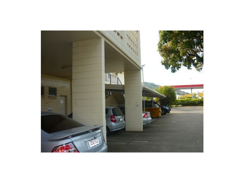 134 Charters Towers Road, Hermit Park QLD 4812