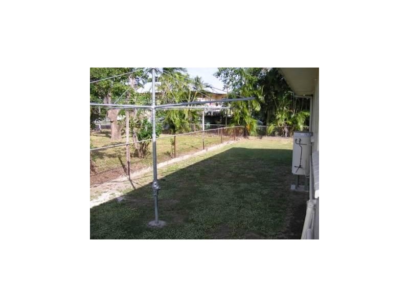 2/36 Brooks Street, Railway Estate QLD 4810