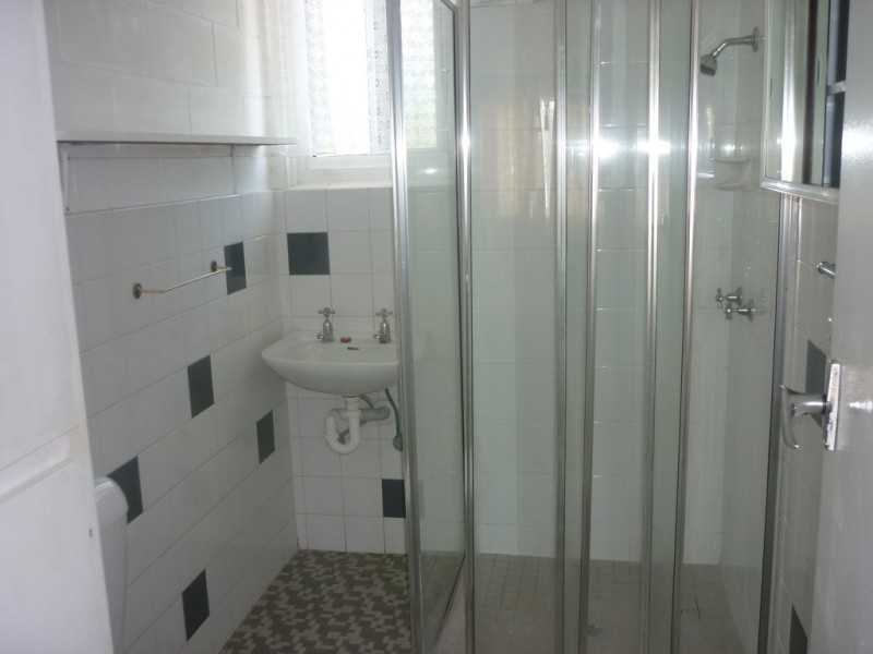 8/133 Eyre Street, North Ward QLD 4810